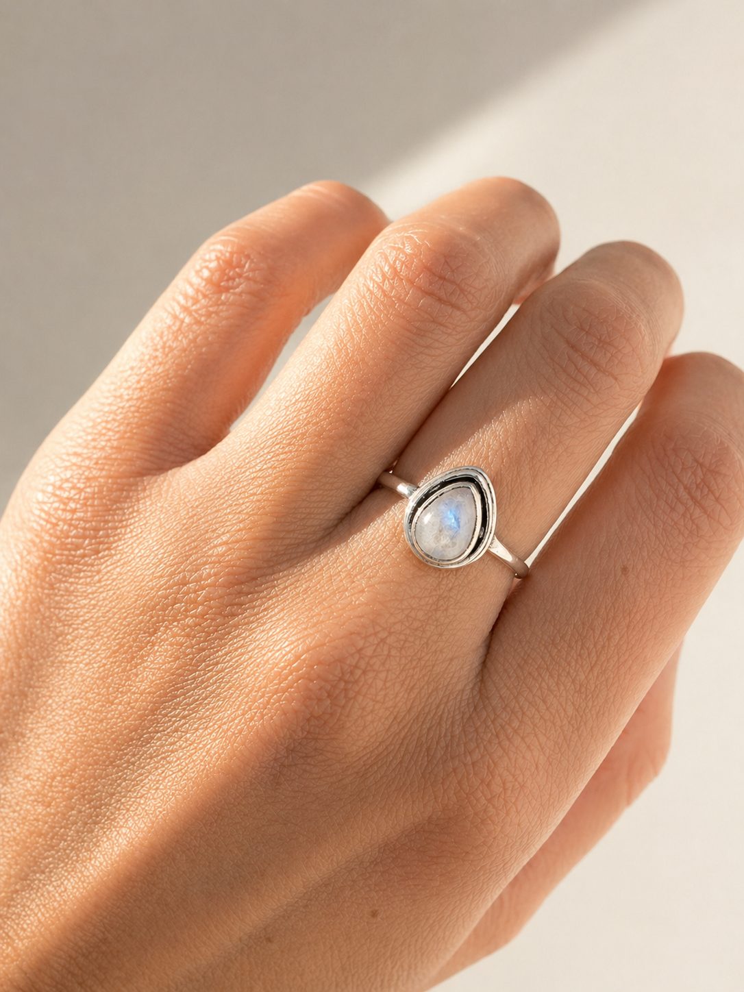 Anillo Piedra Luna- Intuición, nuevos comienzos