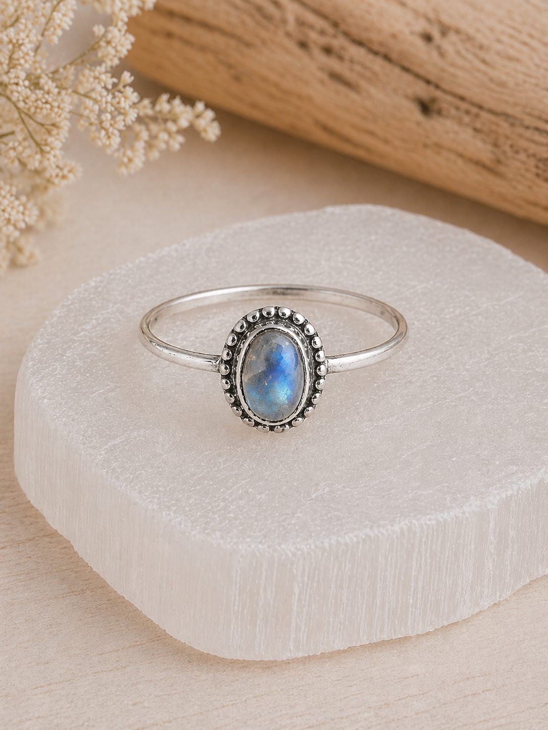 Anillo Labradorita ovalado- Intuición, protección - Imagen 2