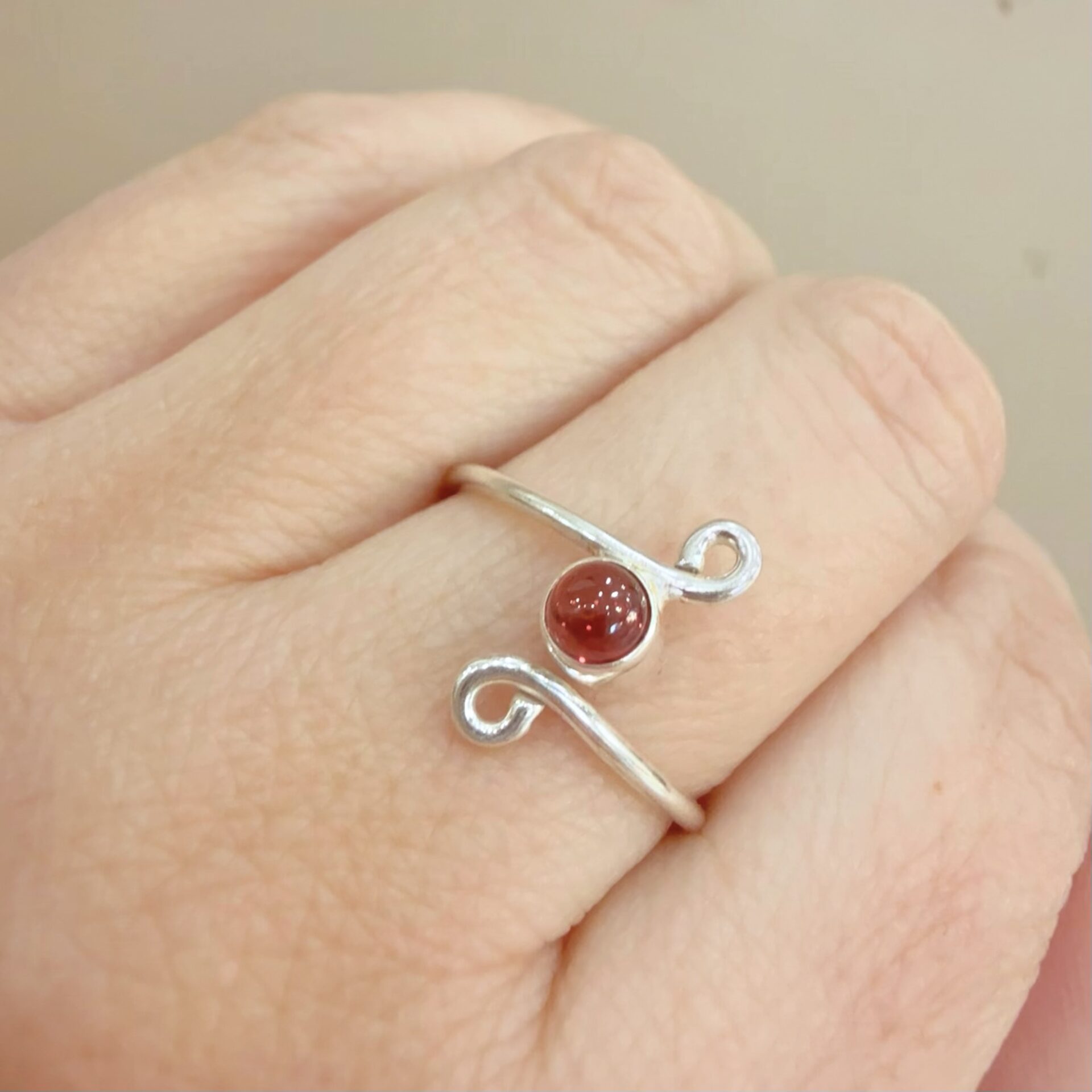 Anillo Granate