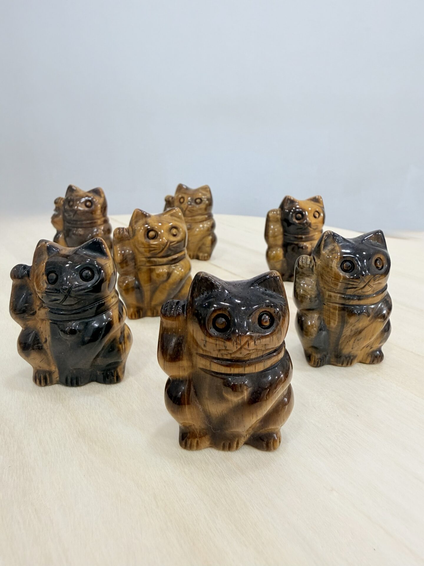Gato de la suerte Ojo de Tigre