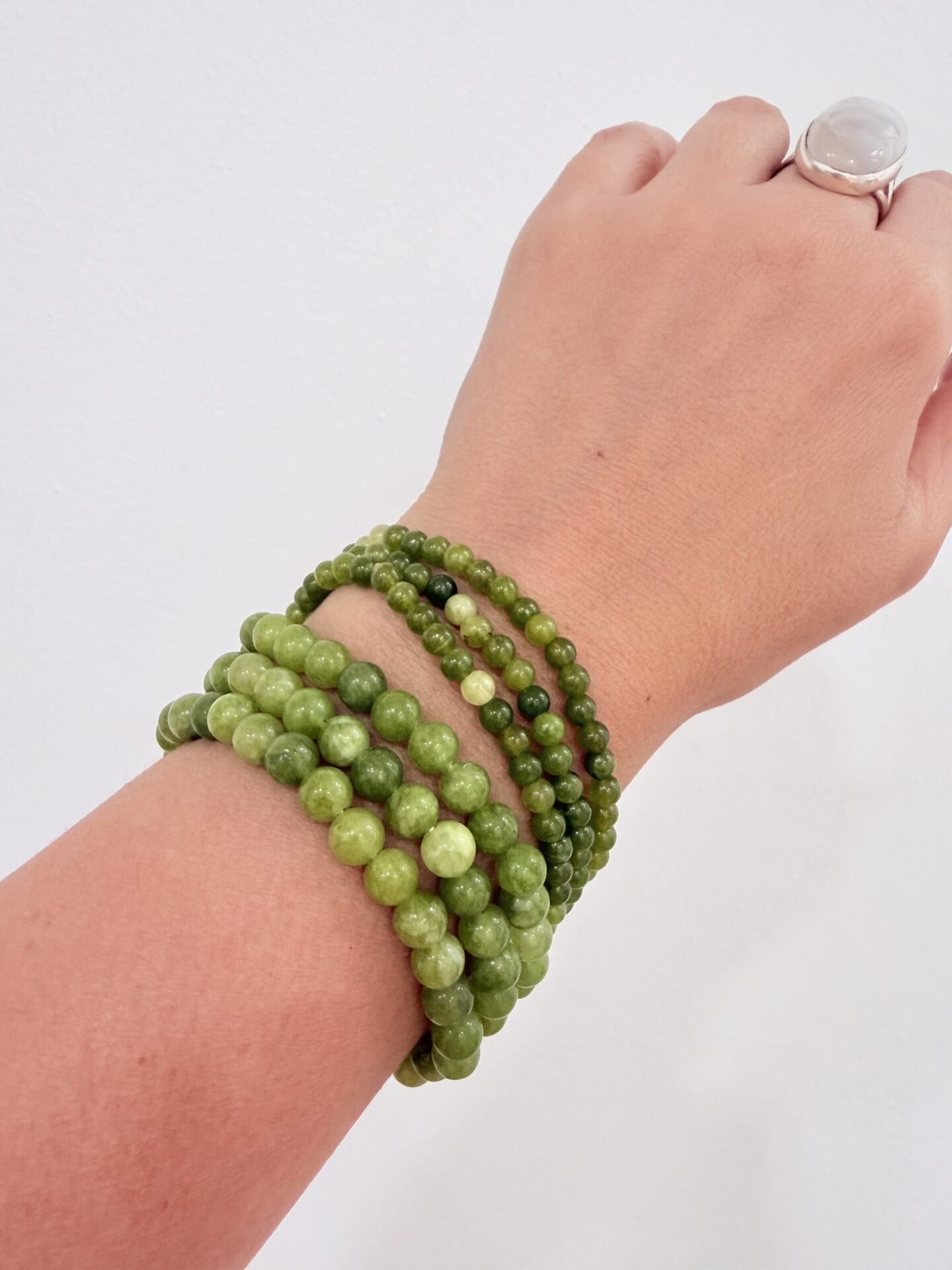 Pulsera Olivino. Renacimiento y Equilibrio