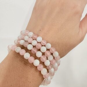 Pulsera Cuarzo Rosa y Piedra Luna. Femenina y Lunar